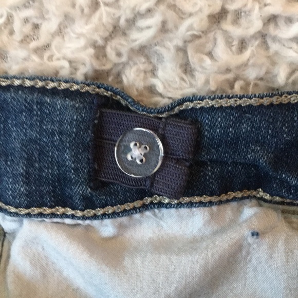 Bermuda Jean Shorts - Picture 4 of 4